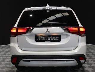 Mitsubishi Outlander 2020