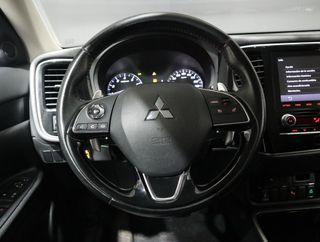Mitsubishi Outlander 2020