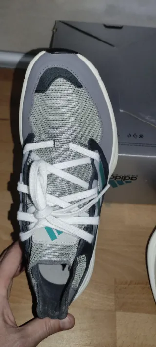 Zapatillas Adidas Running Equipment Agravic