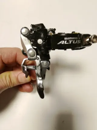 Lote 3 Desviadores Shimano: Altus, Alivio, Deore X