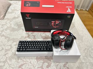 Tastiere e Cuffie Tempest