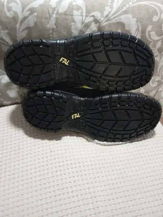 Zapatos de seguridad FAL grises