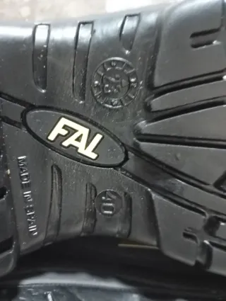 Zapatos de seguridad FAL grises