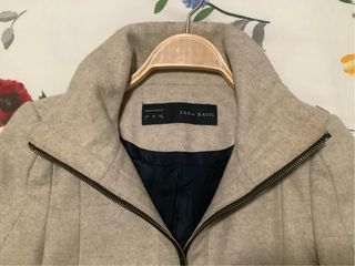 Abrigo lana Zara beige