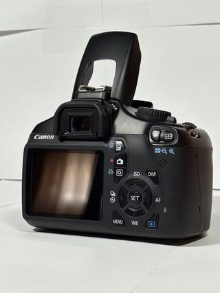 !!CHOLLO!! Canon EOS Pro + Canon 18-55mm