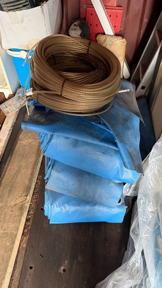 Toldo azul 2,40m x 12m resistente