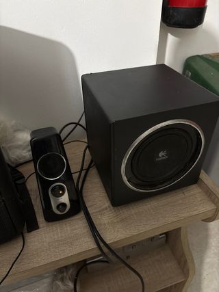 Altavoz Logitech 2.1 Negro