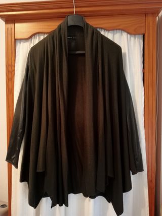 Zara Chaqueta Capa Punto y Raso