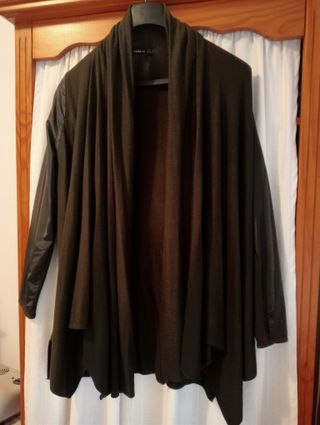 Zara Chaqueta Capa Punto y Raso