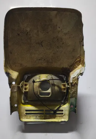 CARETA DE MOTO CON FARO