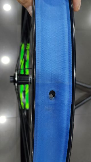 Roda Dianteira Giant AM 27.5+ 35mm GE35 Nova