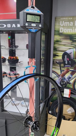 Roda Dianteira Giant AM 27.5+ 35mm GE35 Nova