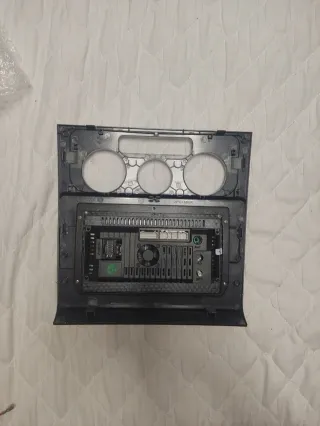 Pantalla VW Touran 2003-2010 2+32G