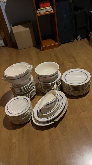 Vajilla San Claudio 56 piezas - A ESTRENAR