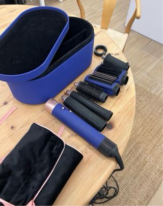 Dyson Airwrap Estuche Azul