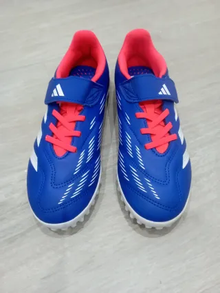 Botas de fútbol Adidas Predator niño