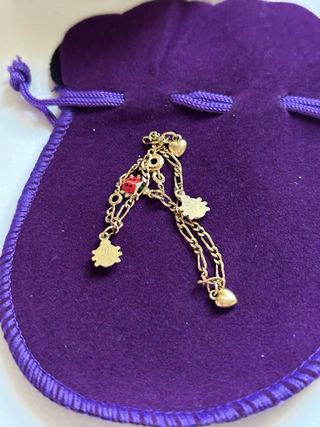 Pulsera mariquitas y corazones Baño oro 18k