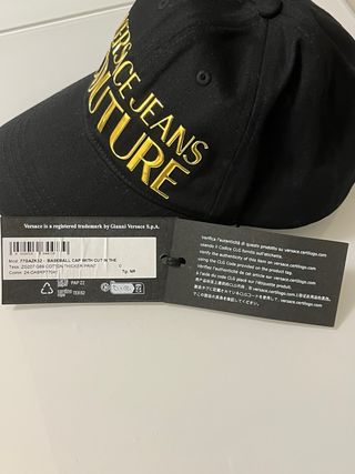 Cappello Versace Jeans Couture nero oro