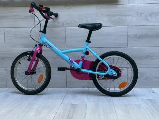 Bicicleta infantil Btwin azul y rosa
