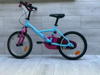 Bicicleta infantil Btwin azul y rosa