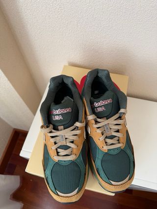 New Balance 990v3 Marrón/Verde Talla 40.5