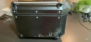 Top Case Trekker 58L Givi Outback