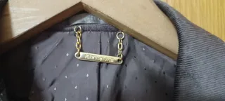 Americana ante Formula Joven Gris