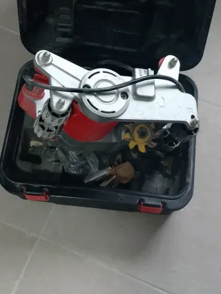 Máquina para hacer regolas