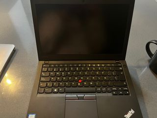 Portátil Lenovo ThinkPad E495