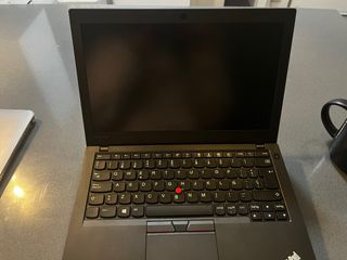 Portátil Lenovo ThinkPad E495