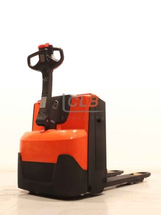 Ref. M-5152 Transpaleta Eléctrica BT LWE 140 Levio