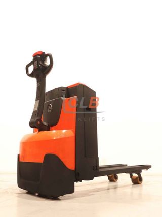 Ref. M-5152 Transpaleta Eléctrica BT LWE 140 Levio