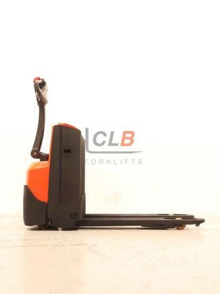 Ref. M-5152 Transpaleta Eléctrica BT LWE 140 Levio