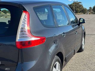Renault Grand Scenic 2011 7 PLAZAS