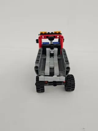 Lego Technic 42084 Camioncino Rosso