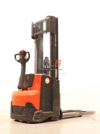 Ref. M-5762 Apilador Eléctrico BT SWE 120 Staxio