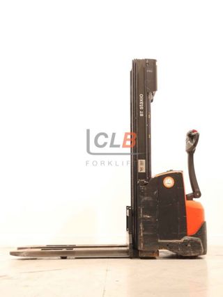 Ref. M-5762 Apilador Eléctrico BT SWE 120 Staxio