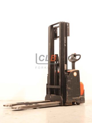 Ref. M-5762 Apilador Eléctrico BT SWE 120 Staxio