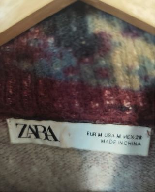 Jersey Zara cuello alto estampado floral