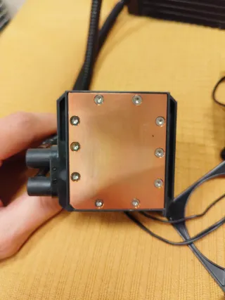 Refrigeración Líquida Antec H600 Pro