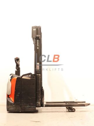 Ref. M-5987 Apilador Eléctrico con Plataforma TOYOTA SPE 120 L