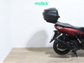 YAMAHA NMAX 125