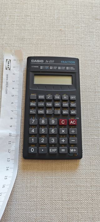 Calcolatrice Casio fx-220 FRACTION