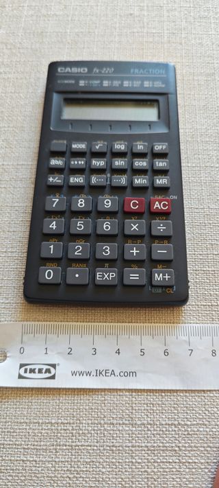 Calcolatrice Casio fx-220 FRACTION