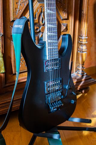 Pack Completo Guitarra Eléctrica Jackson JS32