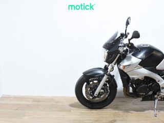 SUZUKI GSR 600