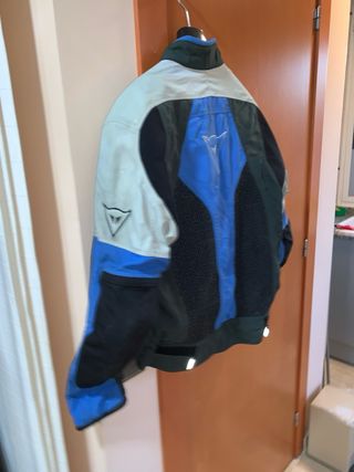 Chaqueta Dainese verano perforada Talla 54