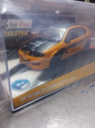 Scalextric Seat León Club 2005 con luces escala132