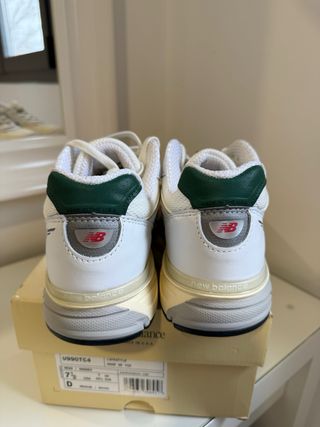 New Balance 990v4 Verde Blanco Talla 40.5
