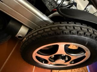Silla de ruedas eléctrica plegable BATERIAS NUEVAS